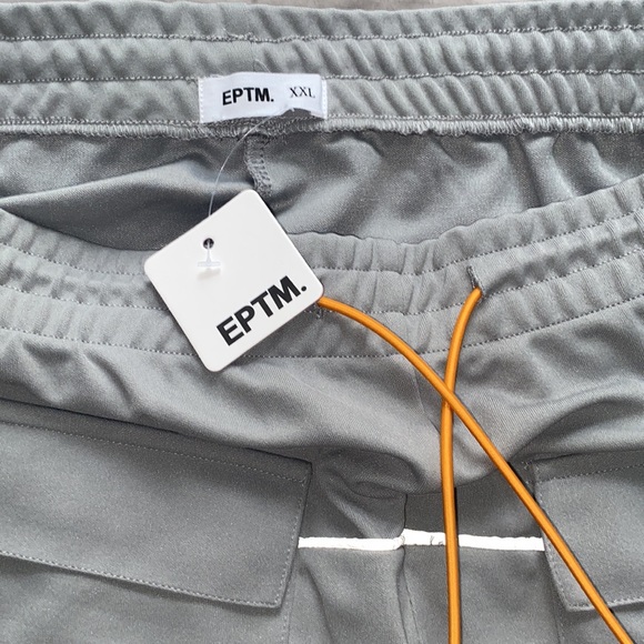 I have some grey EPTM pants they are reflective. Brand new never worn! Size XXL. - Picture 5 of 6